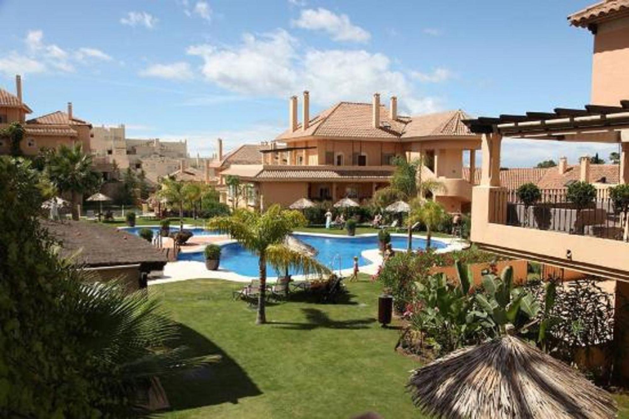 Aloha Hill Club Lluxury 5 Star Golf Resort Near Puerto Banus And Marbella Kültér fotó